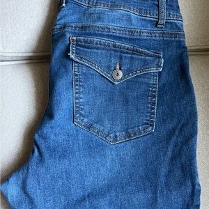 Vanilla Star, Distressed Front, Zip Up Front, Flap Rear Pocket, Denim Jeans